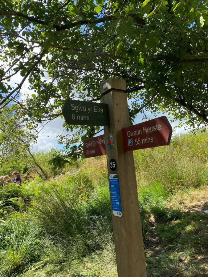 הוילה אברדייר The Cwtch, Log Fire, Sleeps 6, Nr Zip World, Brecon And Bike Park Wales מראה חיצוני תמונה