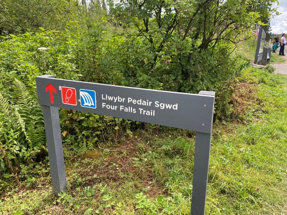 הוילה אברדייר The Cwtch, Log Fire, Sleeps 6, Nr Zip World, Brecon And Bike Park Wales מראה חיצוני תמונה
