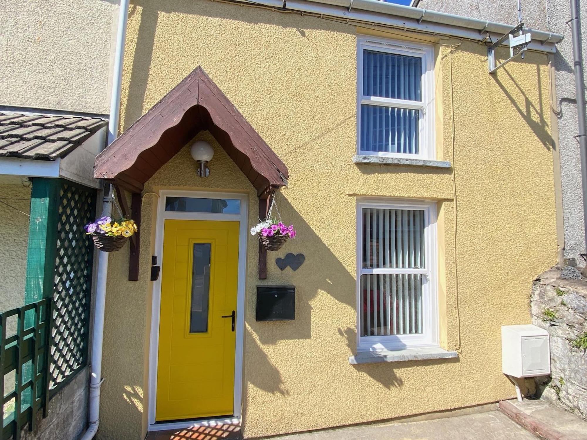 הוילה אברדייר The Cwtch, Log Fire, Sleeps 6, Nr Zip World, Brecon And Bike Park Wales מראה חיצוני תמונה