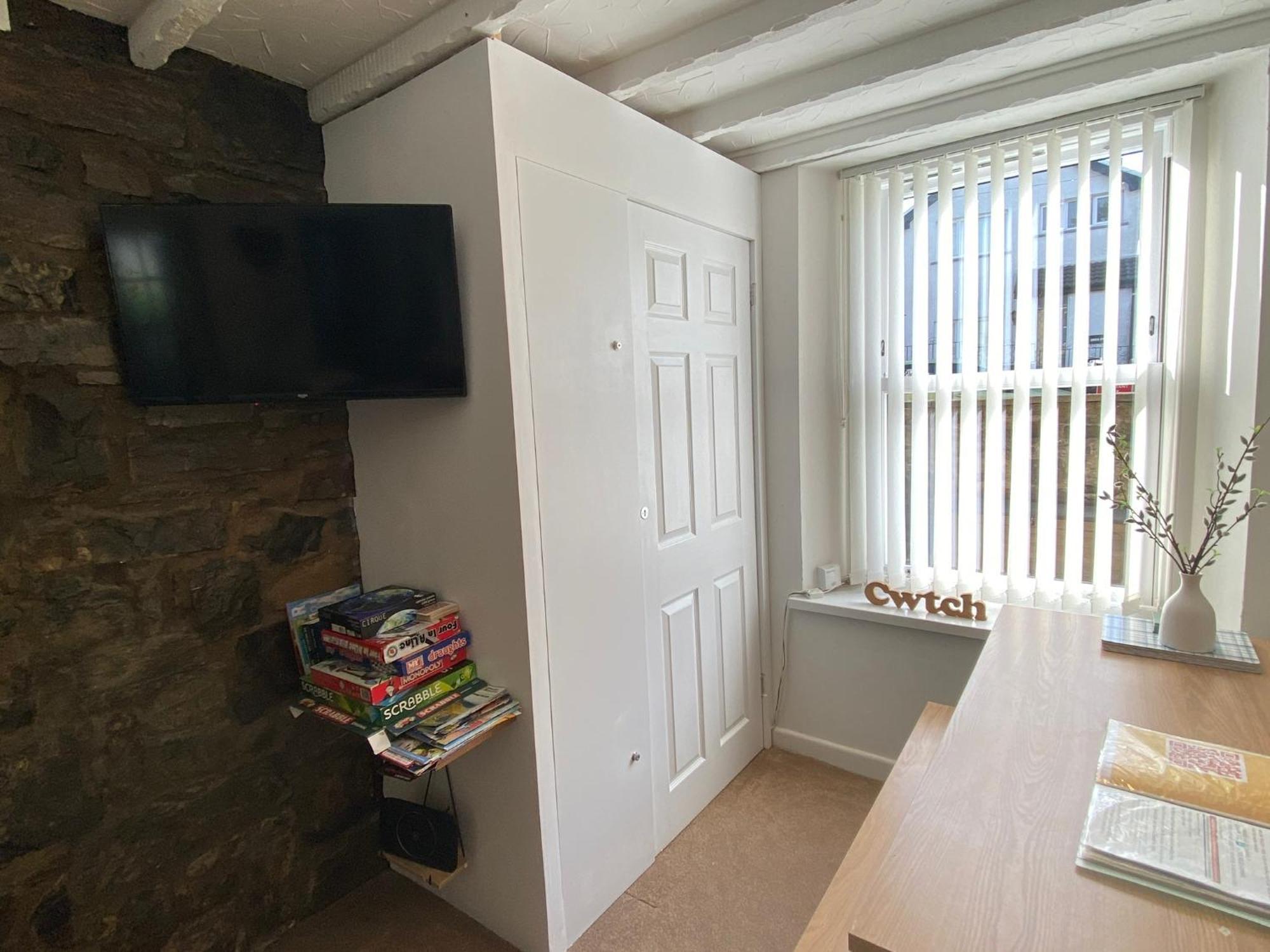 הוילה אברדייר The Cwtch, Log Fire, Sleeps 6, Nr Zip World, Brecon And Bike Park Wales מראה חיצוני תמונה