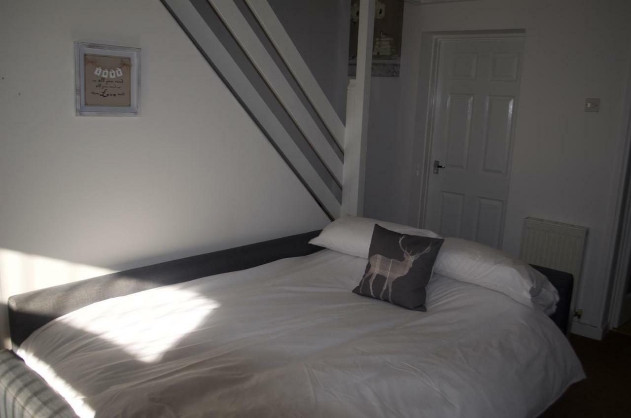 הוילה אברדייר The Cwtch, Log Fire, Sleeps 6, Nr Zip World, Brecon And Bike Park Wales מראה חיצוני תמונה
